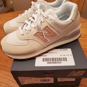 New Balance 574 ivory suede sneaker
